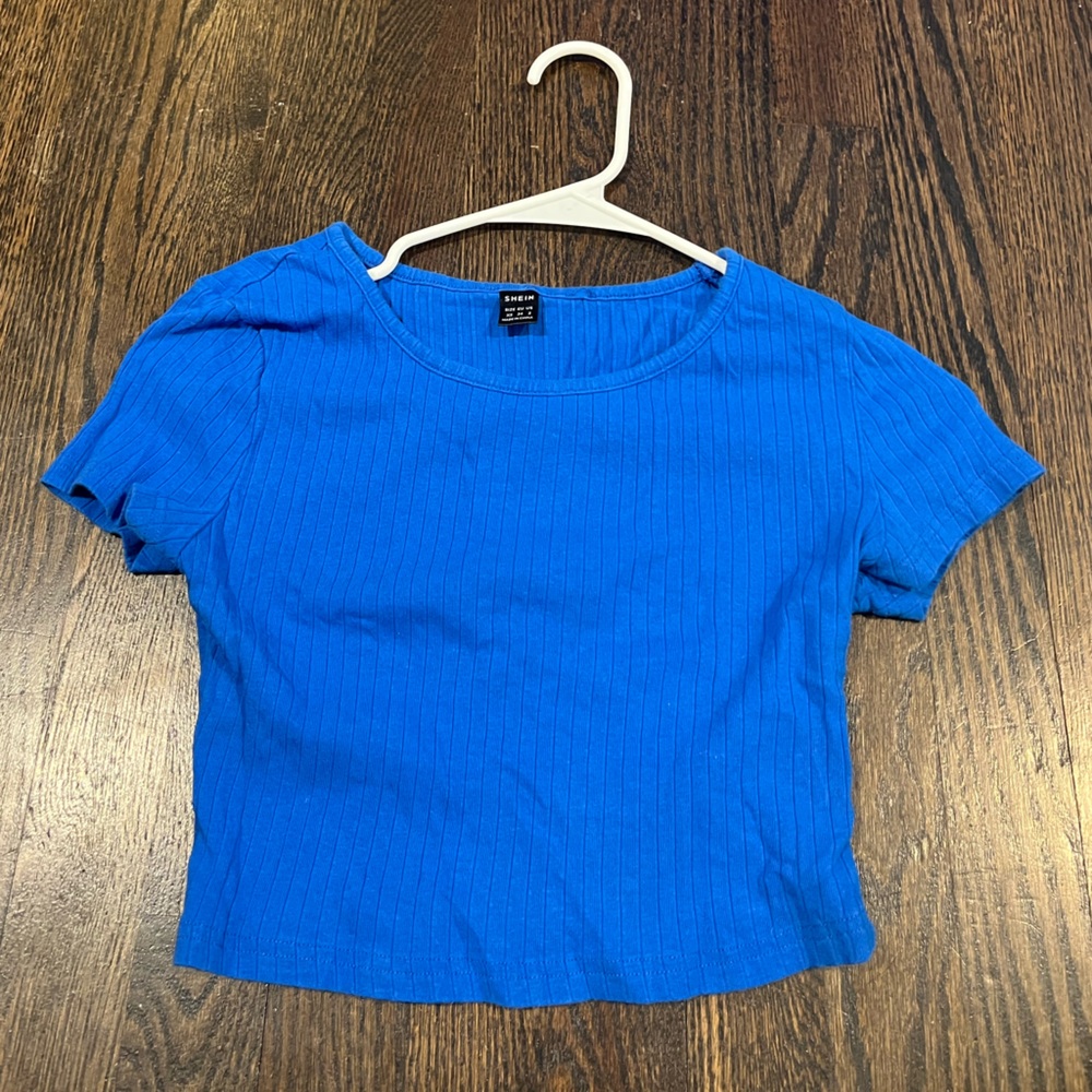 Crop tee